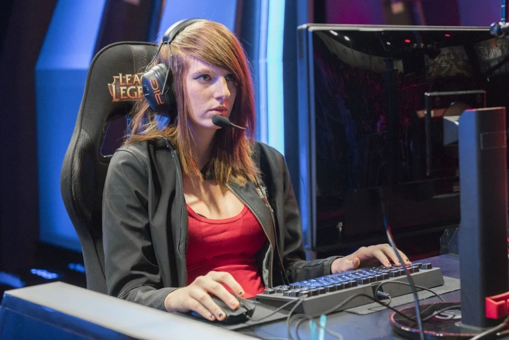 LoL: Conheça Vaevictis eSports, equipe profissional formada apenas por mulheres 2 LoL: Conheça Vaevictis eSports, equipe profissional formada apenas por mulheres iremilia