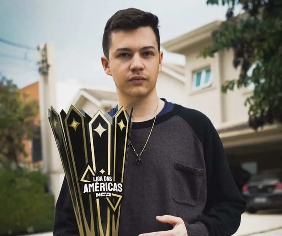 As armas favoritas dos pro players de Free Fire 2 Two9 informa saída da Los Grandes