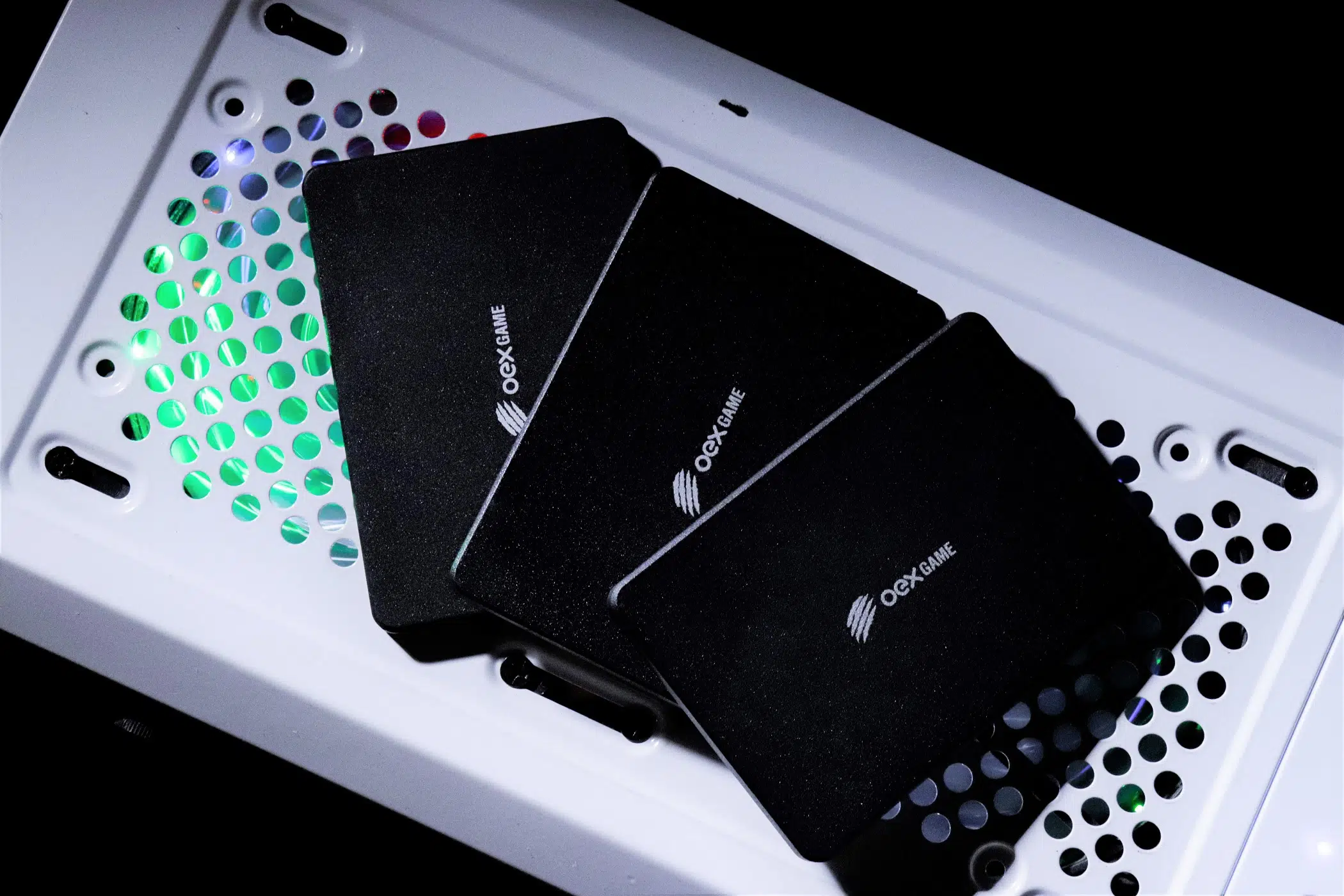 Crise faz SSDs de alta capacidade custarem tanto quanto ouro SSD.jpg