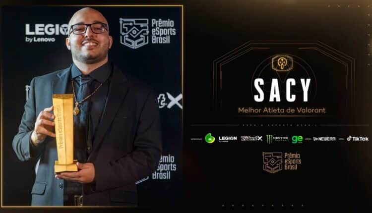 Gaules vence prêmios de Melhor Streamer e Personalidade do Ano