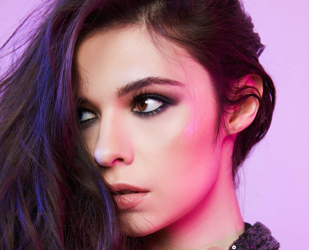 Levante a sua bandeira que o Fortnite Orgulho Royale 2022 chegou! Nicole Maines Fortnite.png
