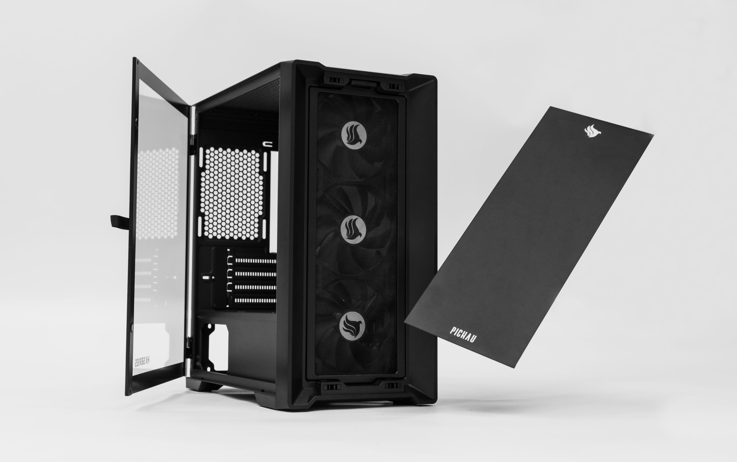 Conheça o gabinete gamer Pichau HX550 2 Conheça o gabinete gamer Pichau HX550 DSC00312 Editar e1666405201176.png