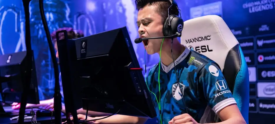CS2: Campeão mundial passará por testes no elenco da Legacy, revela site Stewie2K.jpg