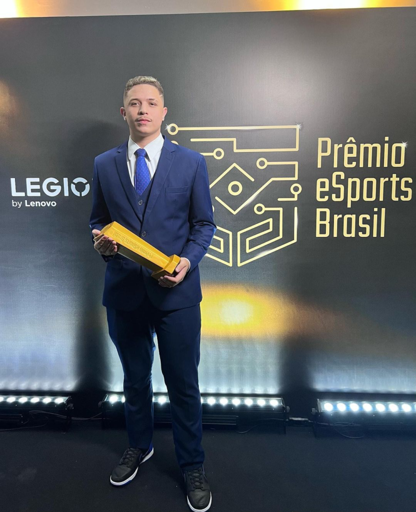 Prêmio eSports Brasil 2022: Cauan7 é escolhido melhor jogador de Free Fire, prêmio esports brasil