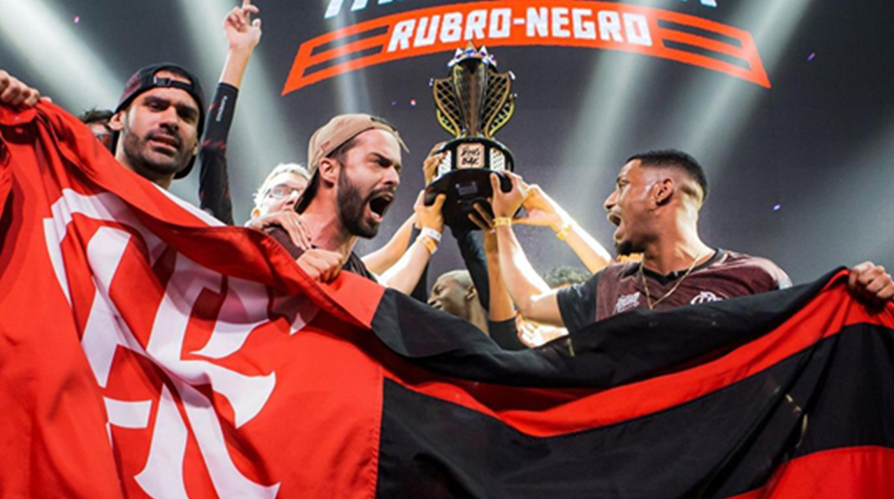 "É a realização de um sonho como profissional" afirma Abreu sobre título na Copa NFA Sem titulo.png