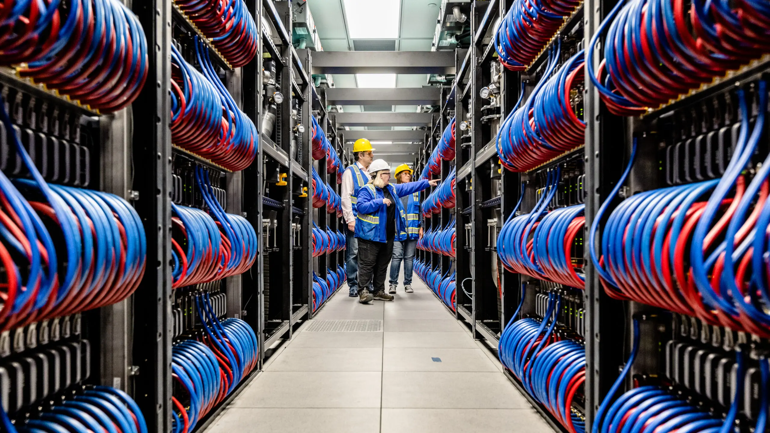 Fábrica da Intel em Ohio pode ter início adiado por questões climáticas e de transporte Intel Argonne installation 1 scaled.jpg