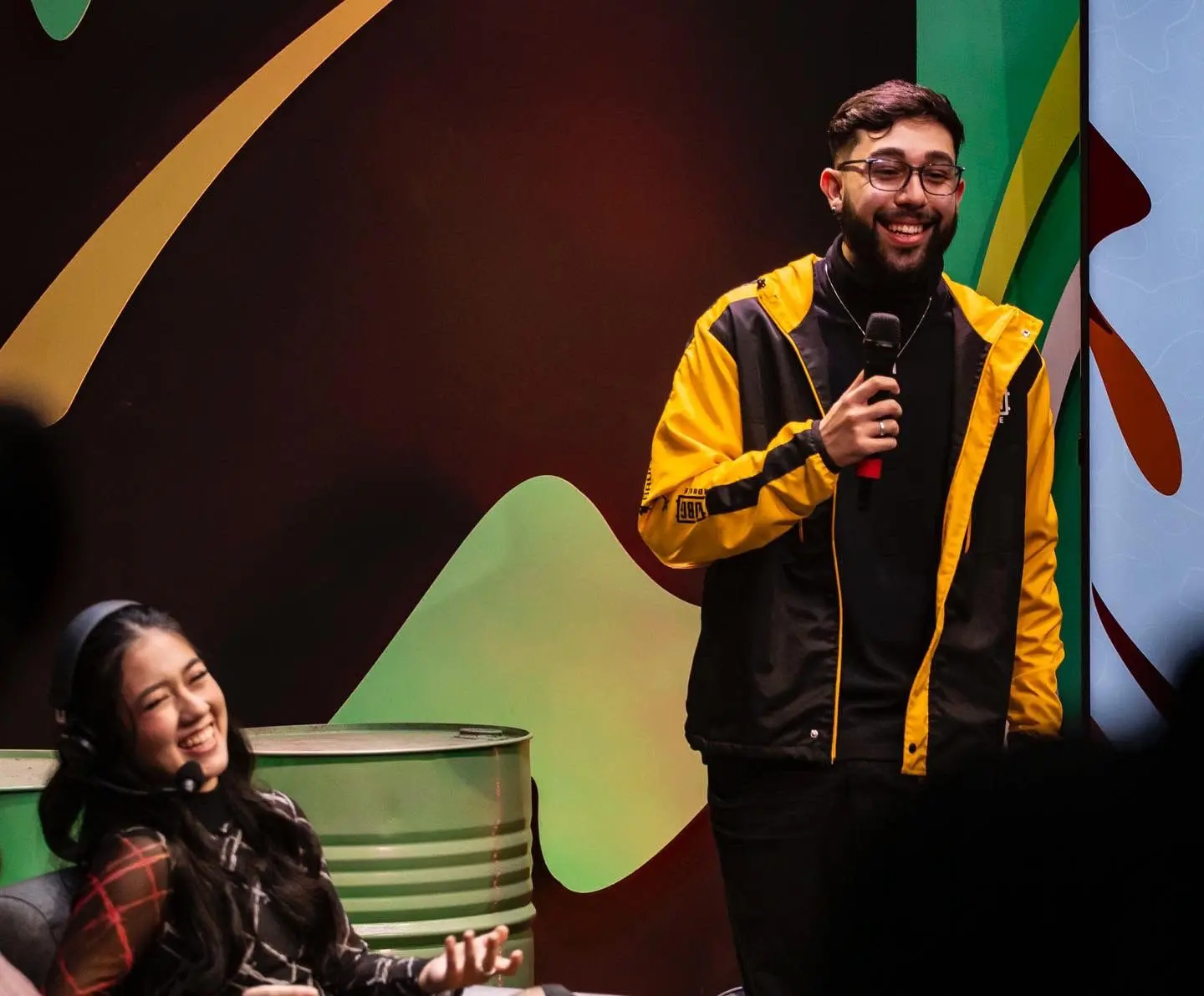 Amor no PUBG MOBILE: Conheça a história de Paralyze e Khaya e a relação com o battle royale unnamed 1.jpg