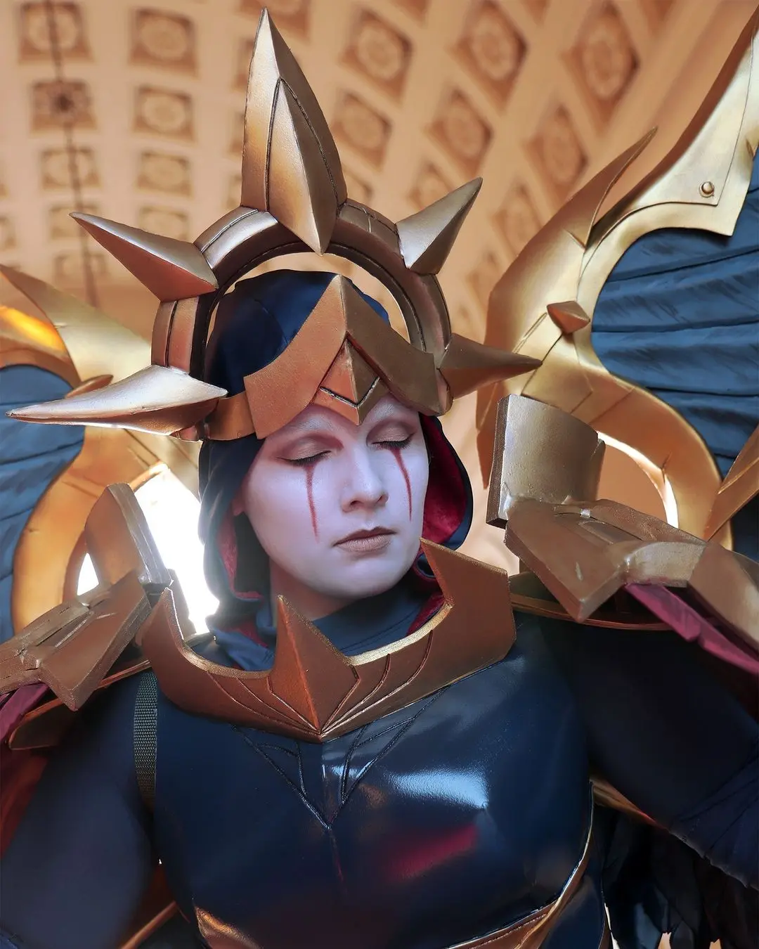 LoL: cosplay de Kayle Inquisitora surpreende pela complexidade do traje Snapinsta.app 349541461 943916603587663 8008851674721331631 n 1080.jpg