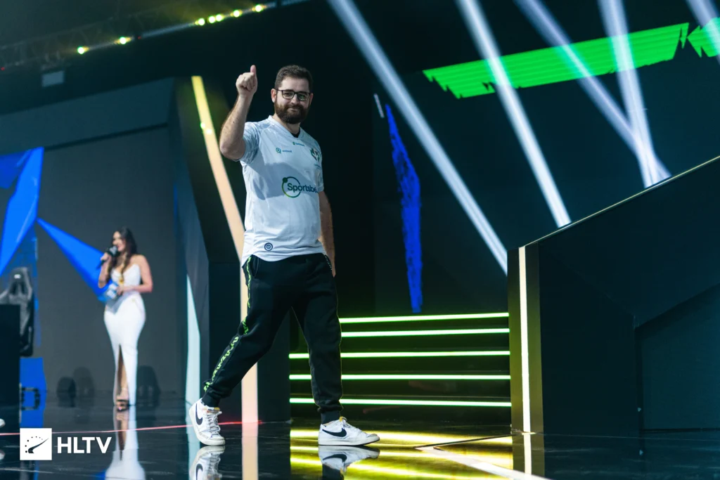 FURIA anuncia a contratação de Fallen 1 FURIA anuncia a contratação de Fallen TsIFpfr7ehpgfVhg68bcXS