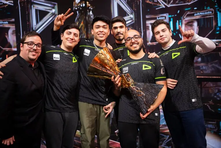Como resgatar drops exclusivos do VALORANT Champions 2023 20220919171801 fdbbmfjwyaesgtv 1 .jpg