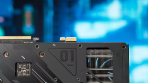 Vazamento revela novo tipo de placa de vídeo da ASUS sem cabos 2 Vazamento revela novo tipo de placa de vídeo da ASUS sem cabos ASUS RTX 4070 sem cabo 2