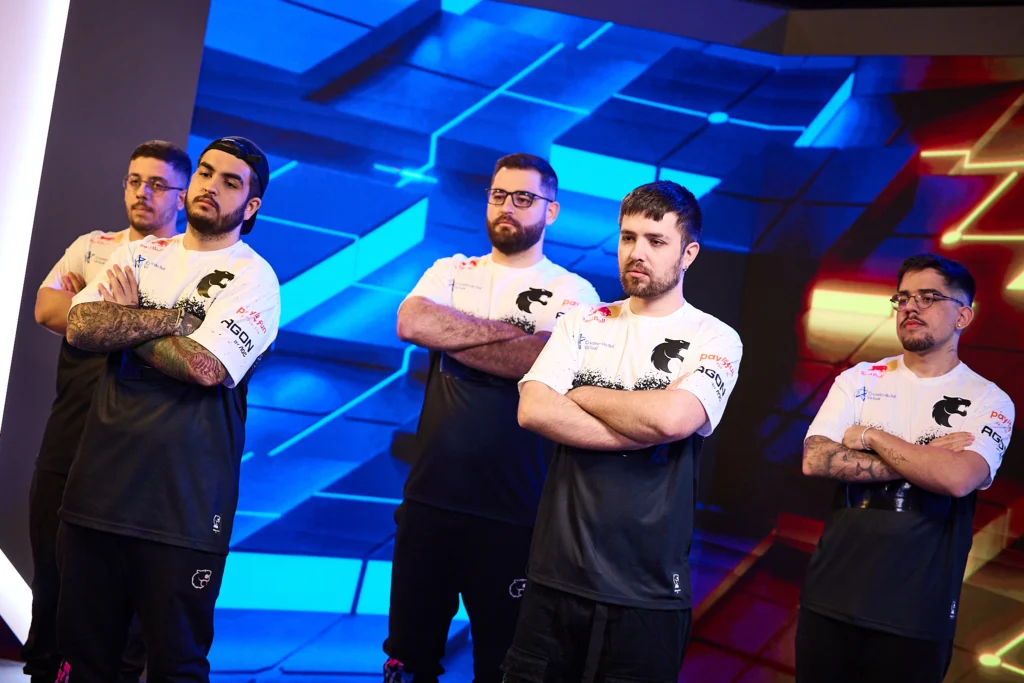 CS:GO: FURIA bate recorde de audiência da Pinnacle Cup 2 CS:GO: FURIA bate recorde de audiência da Pinnacle Cup F4UREsHXwAEIs3j