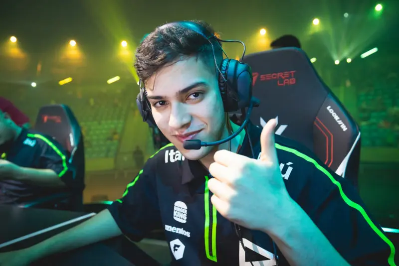 O que os jogadores da LOUD mudariam no VALORANT para 2024? 6 O que os jogadores da LOUD mudariam no VALORANT para 2024? 52721252652 c3025f6f8d k 800x534 1.jpg