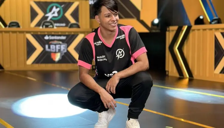 FFWS 2023: "Obrigado à todos os haters", diz LUUUKING após vitória 3 FFWS 2023: "Obrigado à todos os haters", diz LUUUKING após vitória Fs0z8uPWIAAh0kE e1699583561520