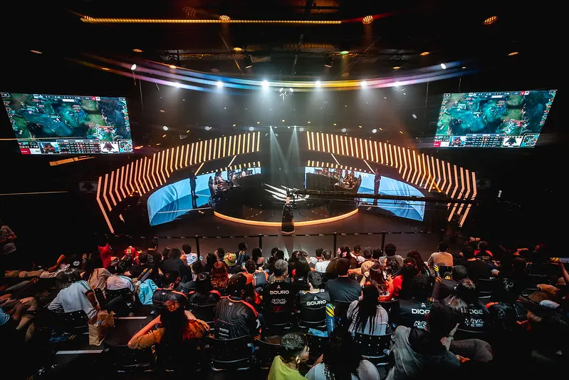 LoL: Riot Games anuncia expansão do CBLOL Academy para segunda etapa de 2024 2 LoL: Riot Games anuncia expansão do CBLOL Academy para segunda etapa de 2024 53159648041 c4f1365ecd c.jpg