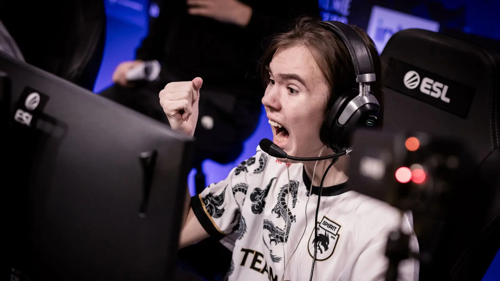 CS2: Donk zerou o game? Entenda o caso 2 CS2: Donk zerou o game? Entenda o caso donk iem.jpg