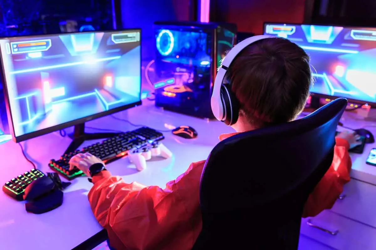 Globoplay anuncia série original sobre esportes eletrônicos com apoio de Pichau; confira 2 Globoplay anuncia série original sobre esportes eletrônicos com apoio de Pichau; confira MONITOR8.jpg