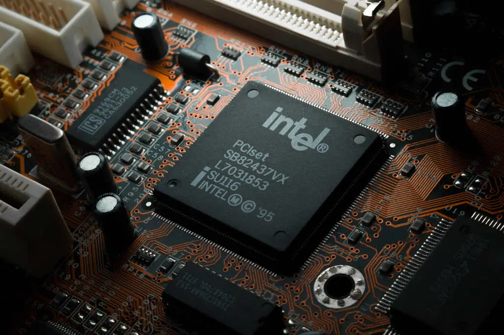 AMD ou Intel? Comparativo para você fazer a escolha ideal vantagens intel.jpg