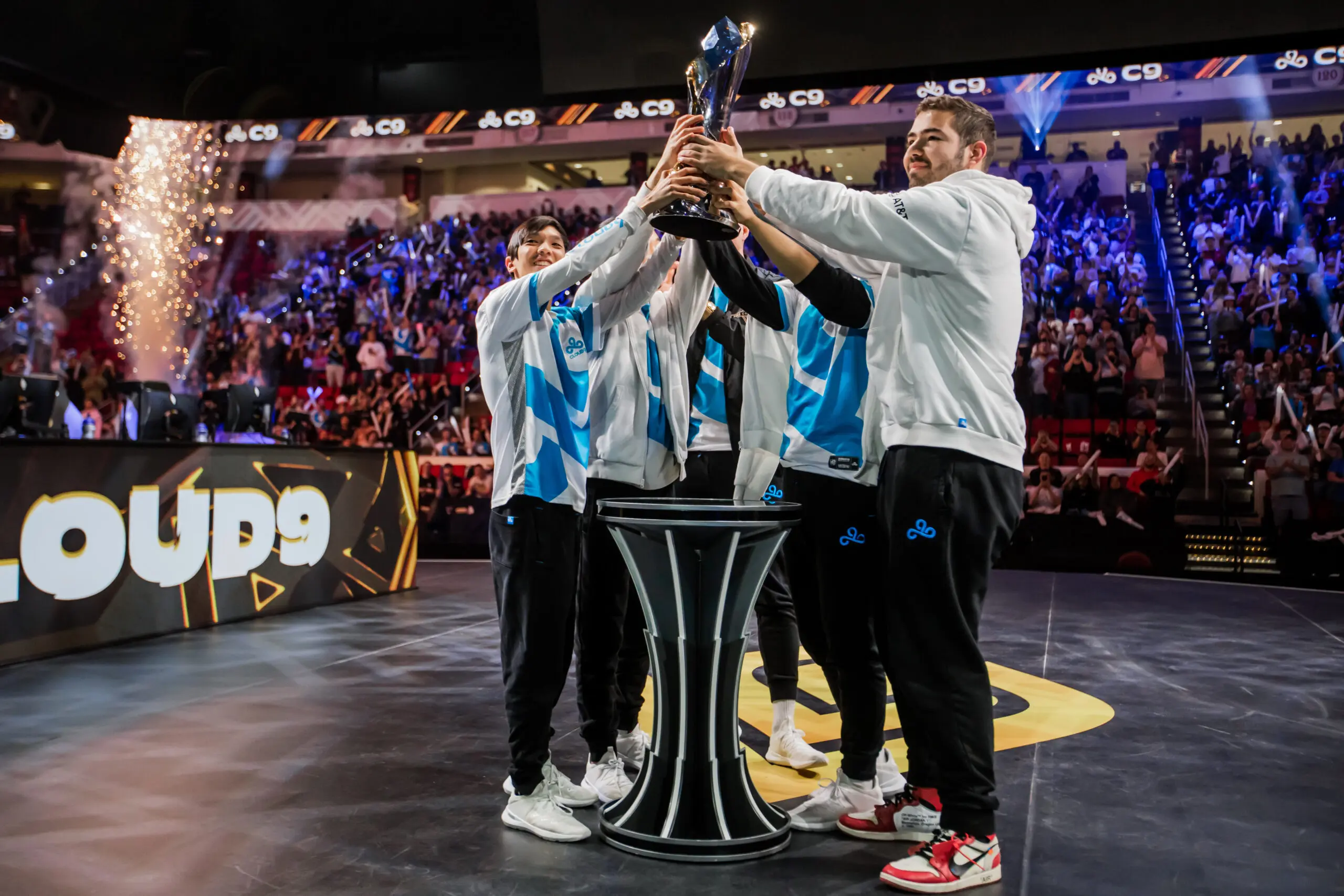 LoL: Confira todos os campeões da LCS da história 4 LoL: Confira todos os campeões da LCS da história 52806123584 452367c36f o scaled.jpg