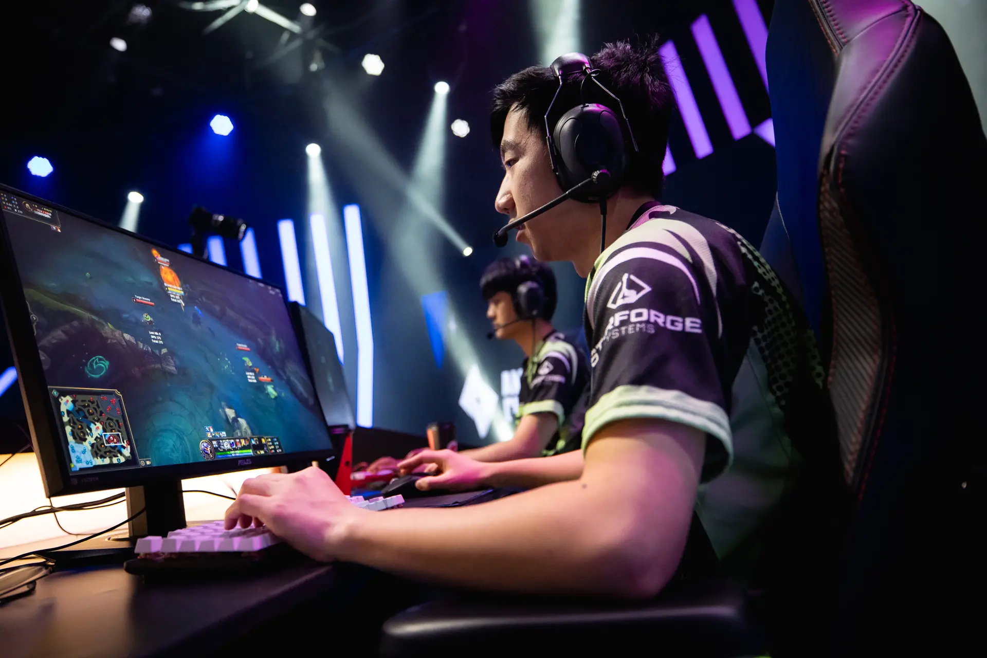 Libertadores LoL: brasileiros lutaram pelo título contra a FXS 3 jogador da FXS no palco da libertadores do LoL