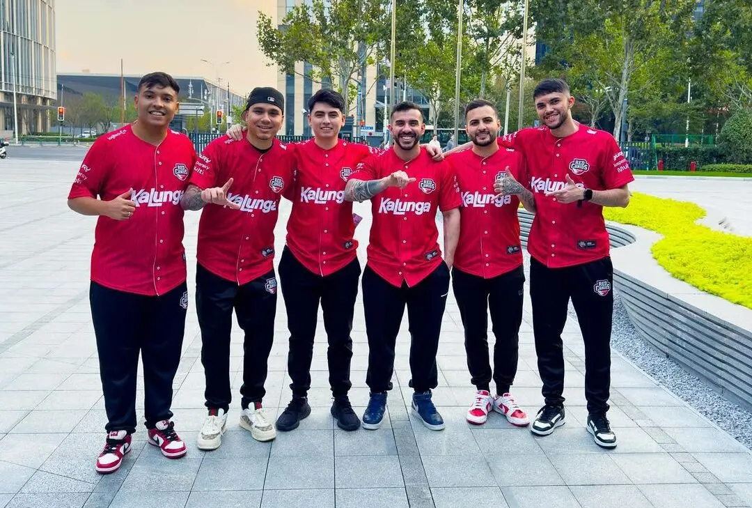 CS2 RMR Américas: Saiba mais sobre situação das equipes brasileiras no Major 2024 3 equipe da RED de CS2 posando para foto no RMR Americas major 2024