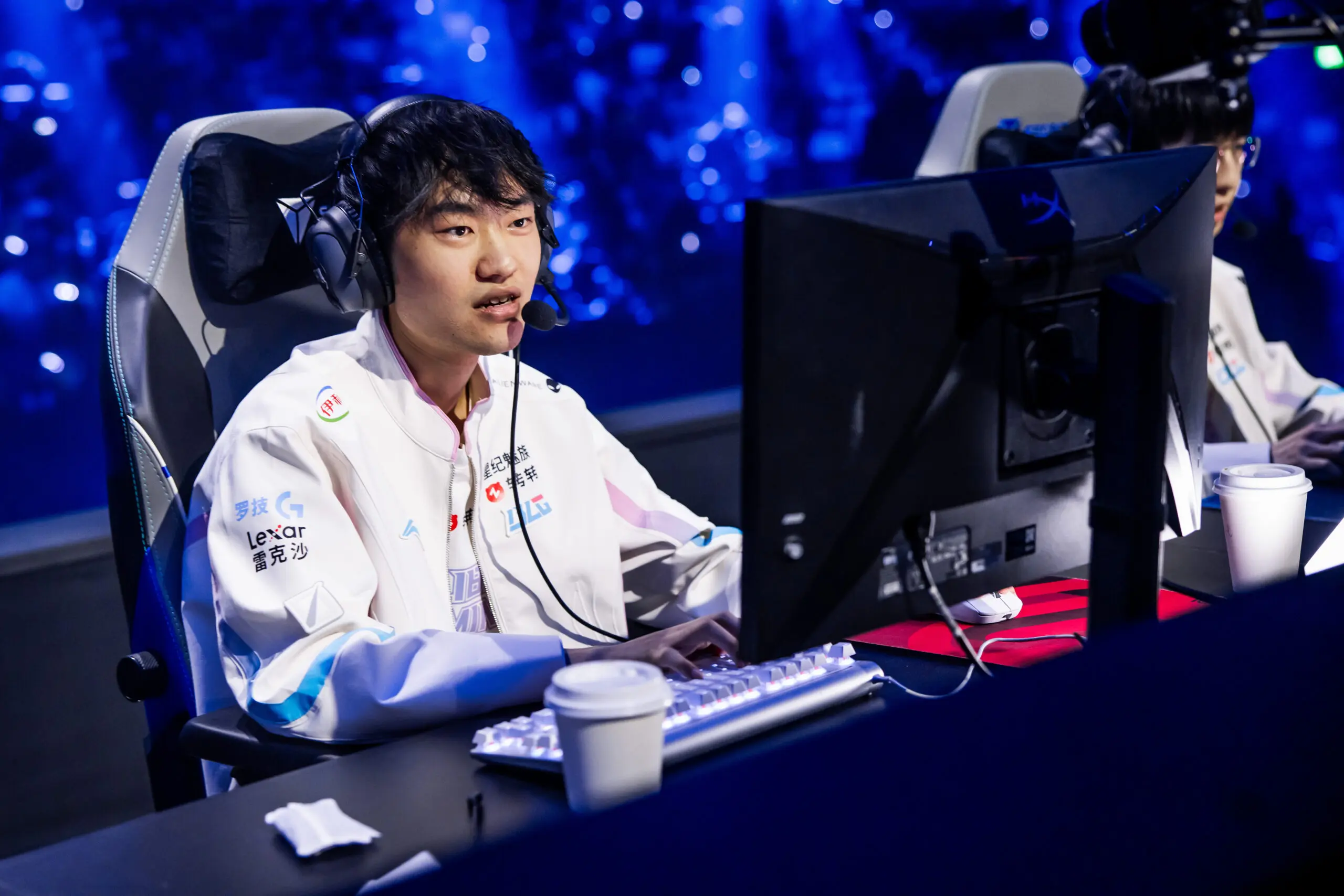 LoL: Qual jogador mais abateu no Worlds 2024? 2 jogador de LoL knight no palco da grande final do Worlds 2024