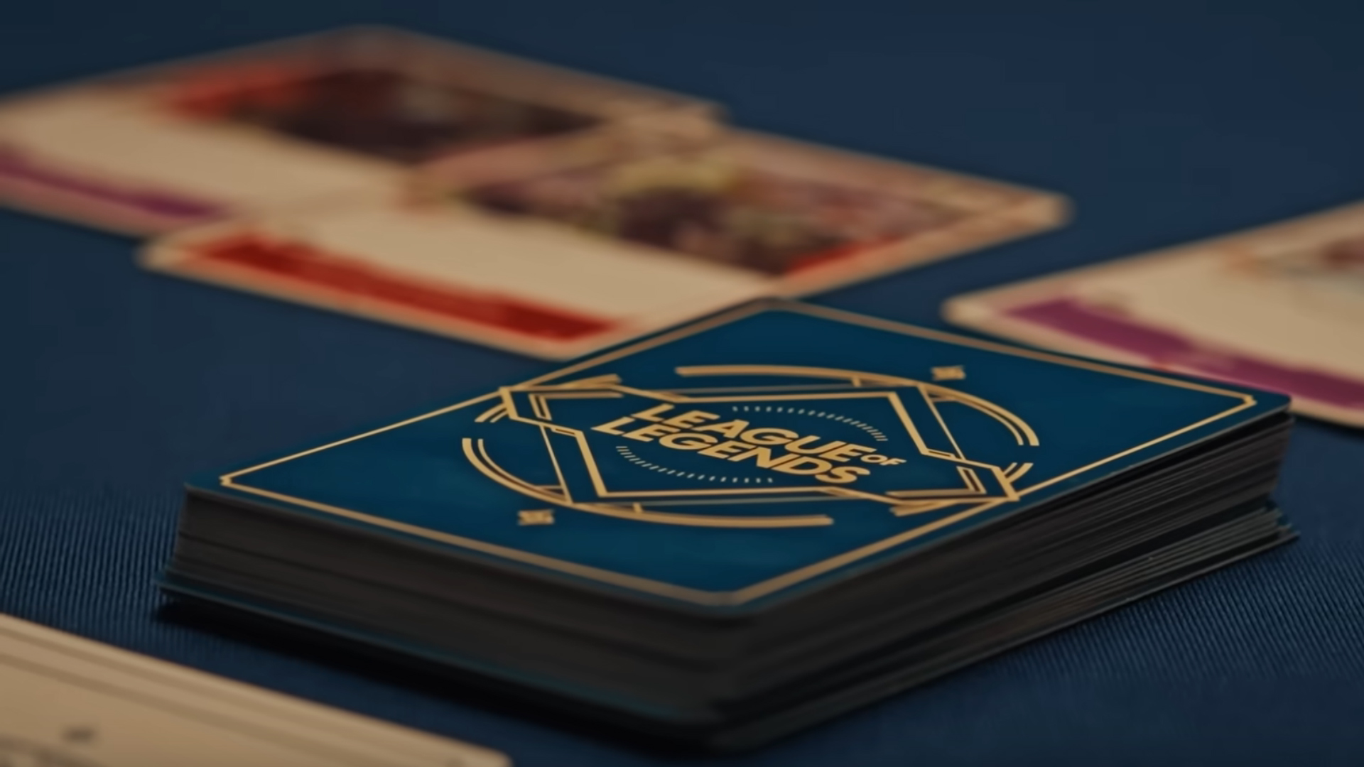 LoL: Riot faz parceria para levar jogo de cartas físicas ao mundo 2 LoL: Riot faz parceria para levar jogo de cartas físicas ao mundo lol tcg