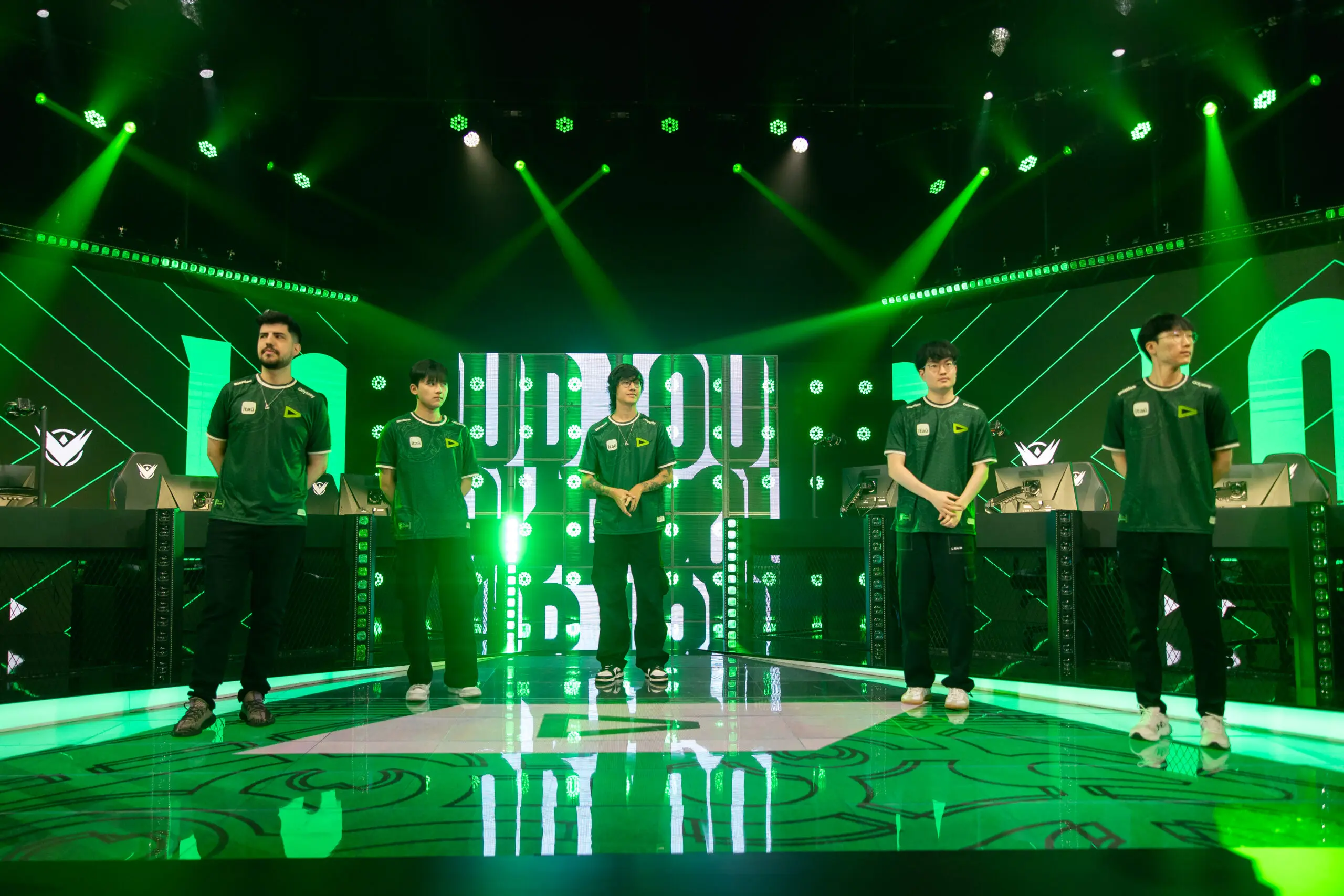 equipe de LoL da LOUD que disputa a LTA Sul 2025