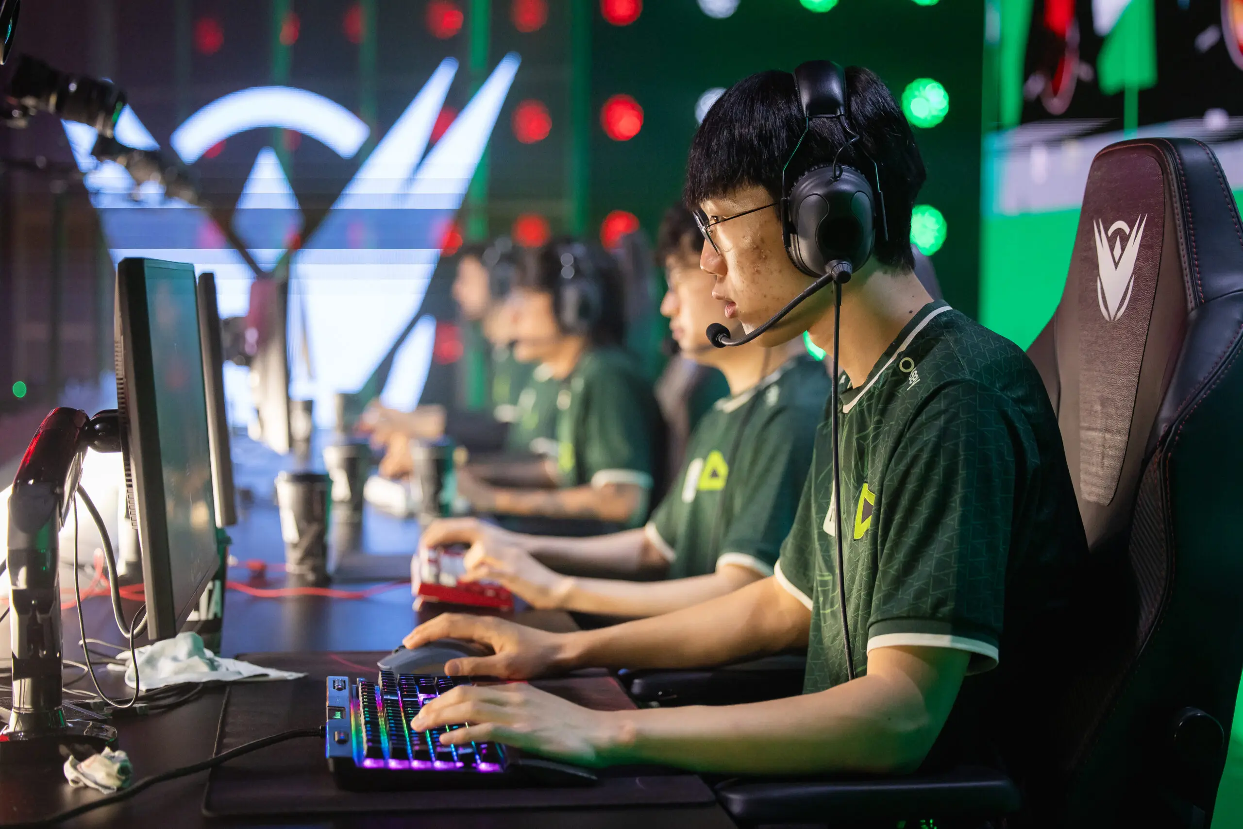 LTA Sul: Clássico entre PNG e LLL foi cheio de reviravoltas na estreia do novo CBLOL 2 LOUD na estreia da LTA Sul 2025