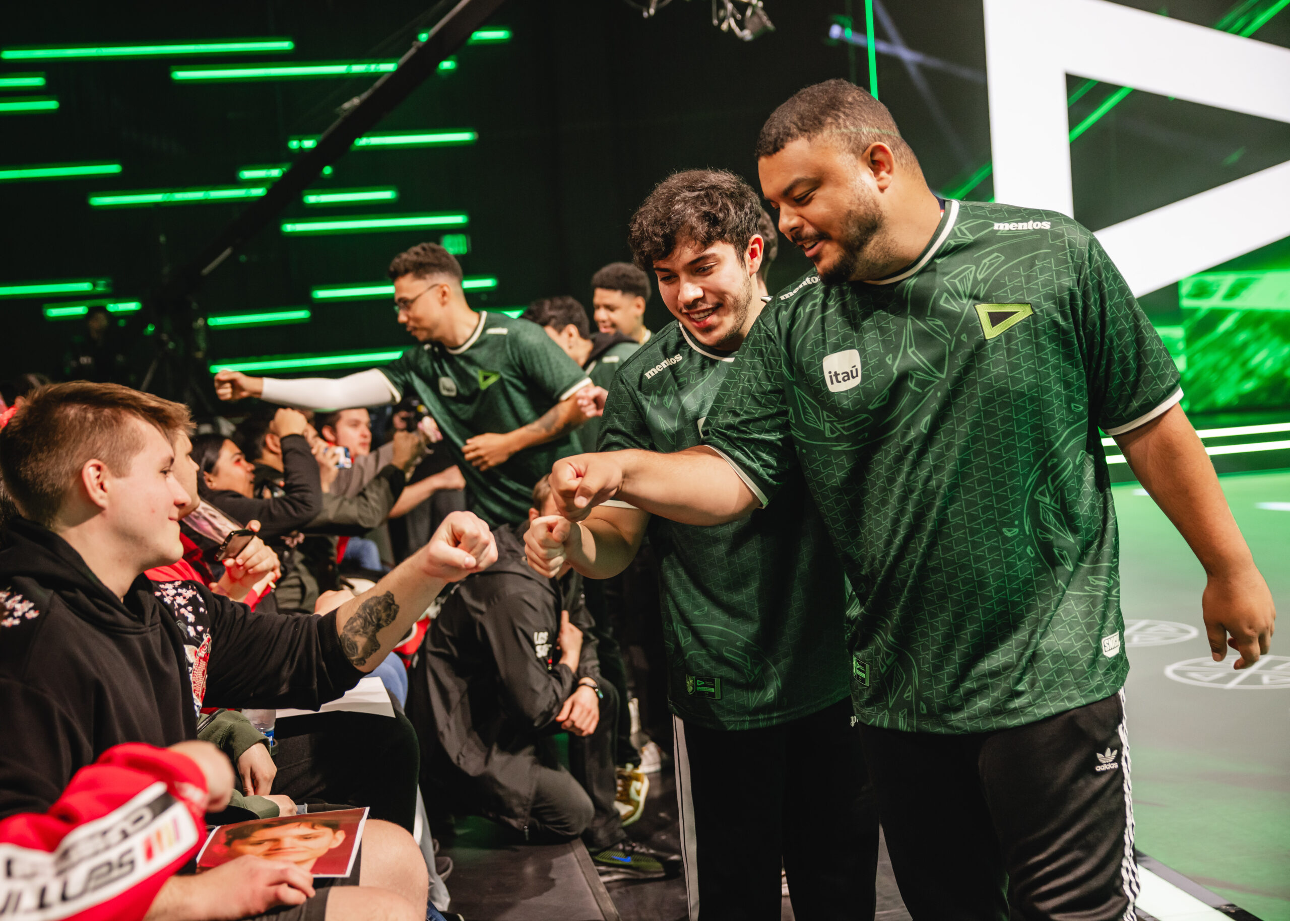 jogadores da LOUD que disputa o VCT Americas Kickoff