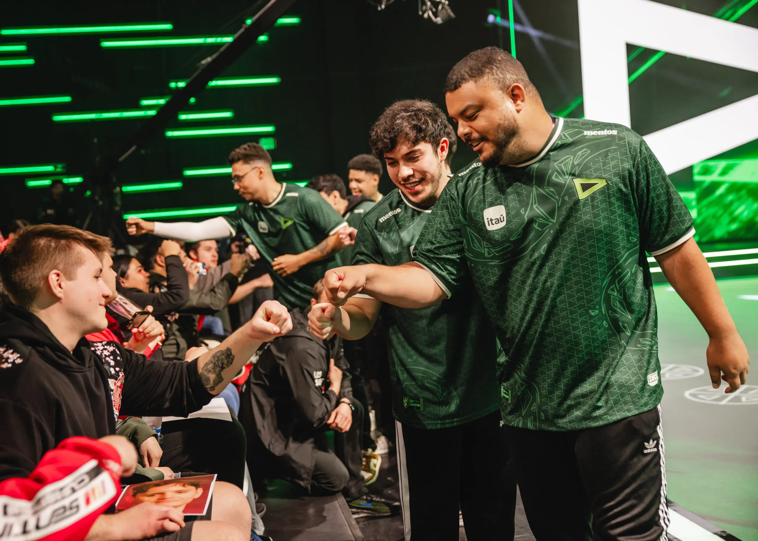 jogadores da LOUD que disputa o VCT Americas Kickoff