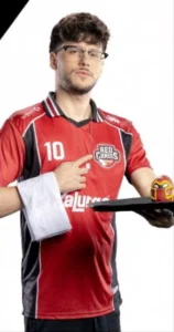 LoL: RED Grevthar diz que irá "defender" o "Brasil" na LTA Sul 3 Grevthar, mid laner da RED na LTA Sul