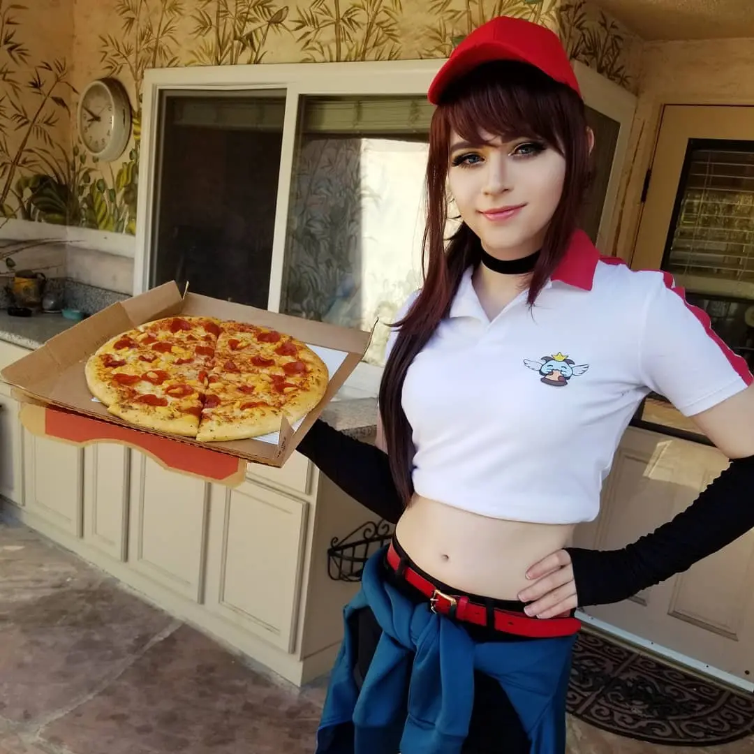 LoL: O outro lado do ex-jogador ídolo da Cloud9? 2 cosplay mais famoso de sneaky