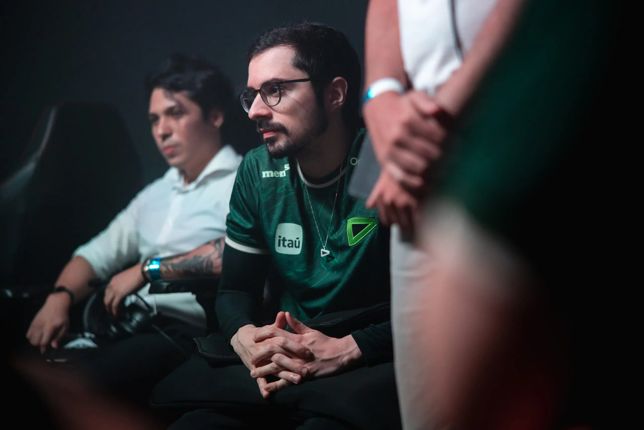 LTA Sul: Beijo, reviravolta e clássico brasileiro marcam segundo dia 5 Shini, jogador da LOUD