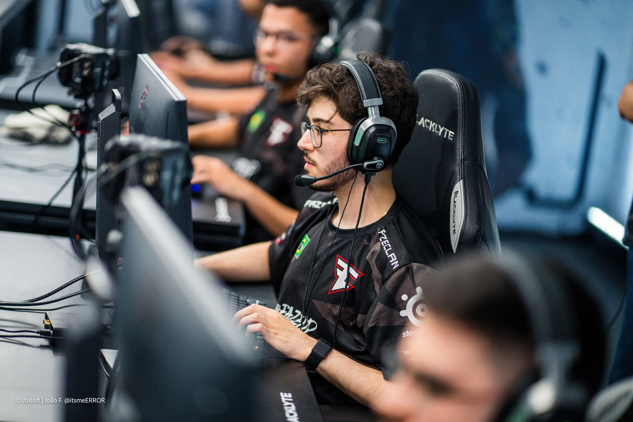 FaZe clan que disputa o RELOAD
