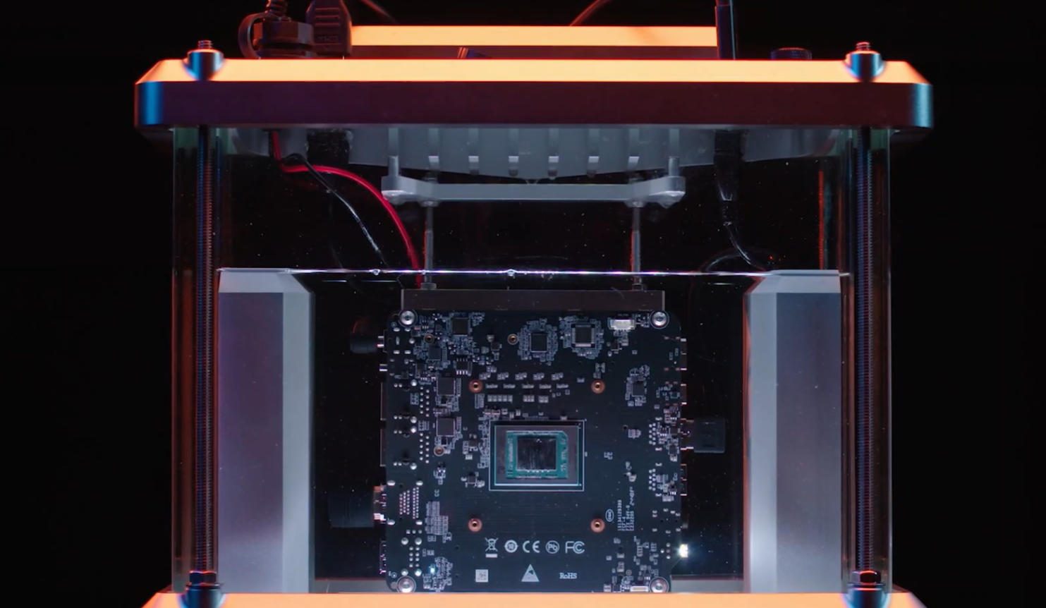 Microsoft cria fluido com IA e roda Forza em PC mergulhado para provar que funciona 2 Microsoft