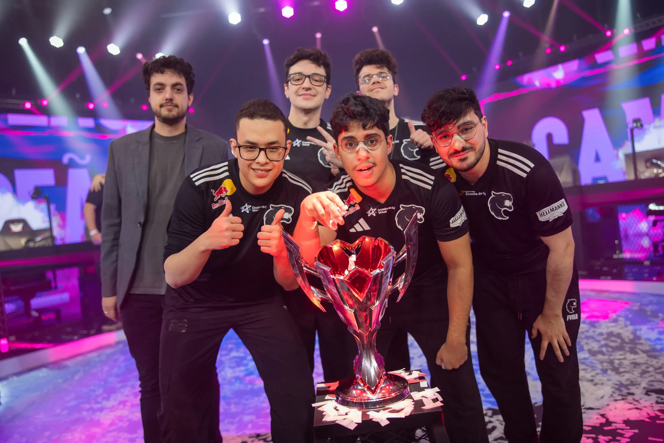 LoL: Equipe dá o troco e assume liderança da LTA Sul 2 LoL: Equipe dá o troco e assume liderança da LTA Sul 54591591810 821a79a920 o scaled.jpg