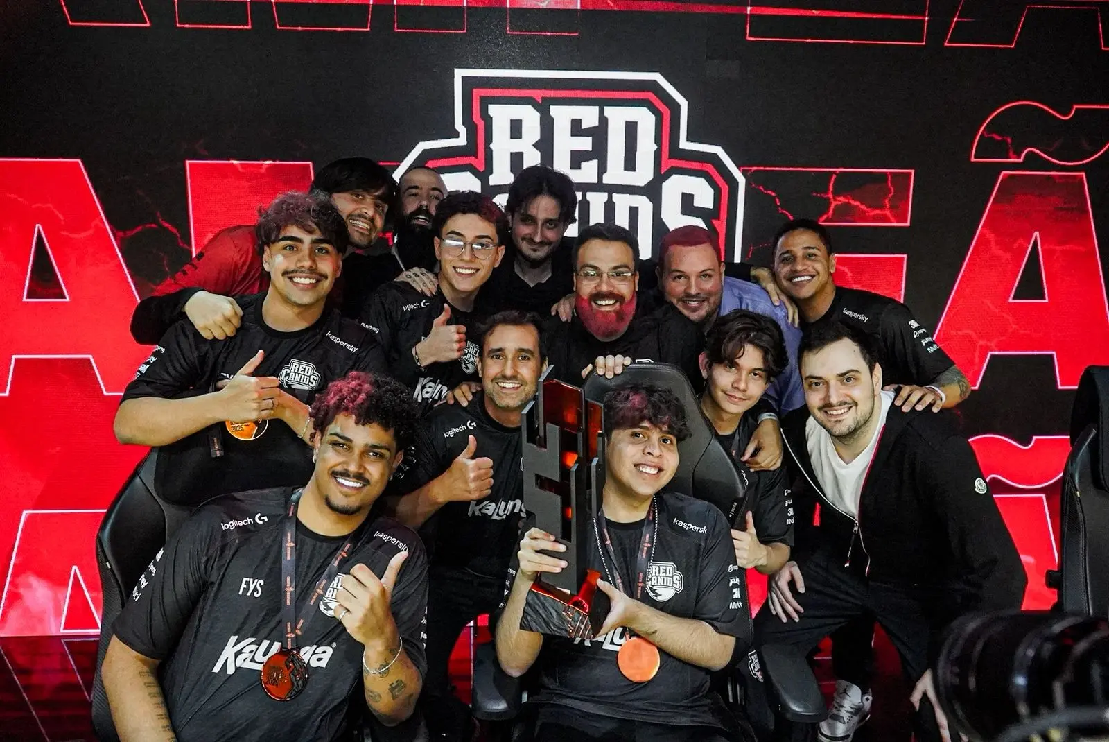 LoL: Kaze comenta após título da RED: "Sabia que iria ser o melhor mid do campenato" 2 LoL: Kaze comenta após título da RED: "Sabia que iria ser o melhor mid do campenato"