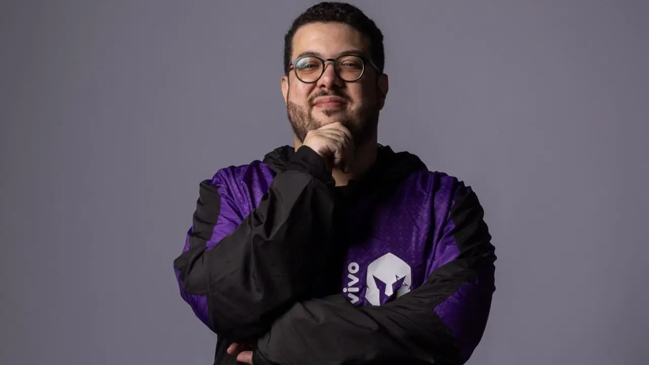 LoL: CBLOL pode voltar em 2026? Ex-técnico comenta 2 LoL: CBLOL pode voltar em 2026? Ex-técnico comenta VKS Djoko.jpg