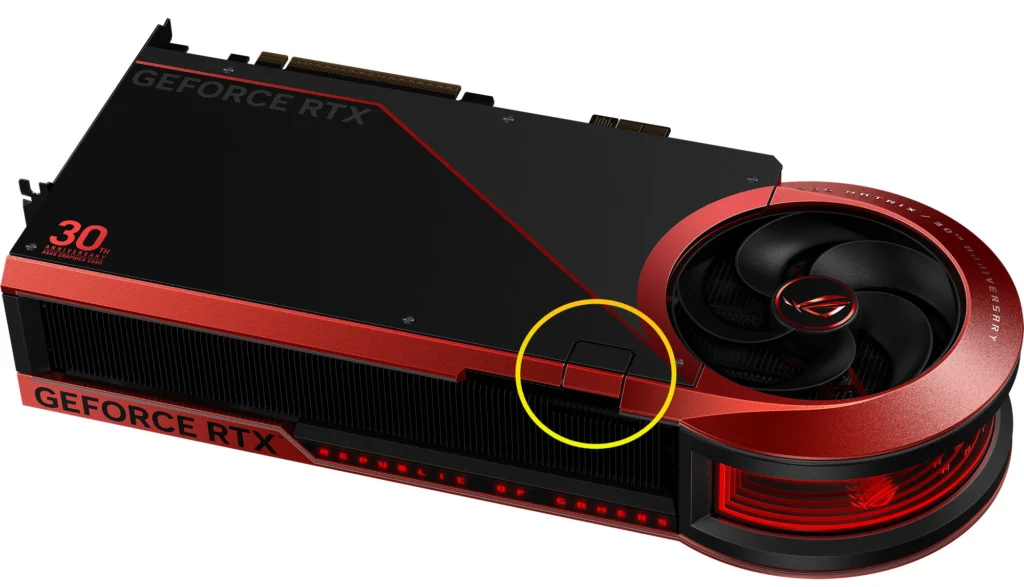 ASUS afirma que conector desalinhado na ROG Matrix RTX 5090 é "característica de design" 2 ASUS afirma que conector desalinhado na ROG Matrix RTX 5090 é "característica de design" ASUS ROG MATRIX 5090 2
