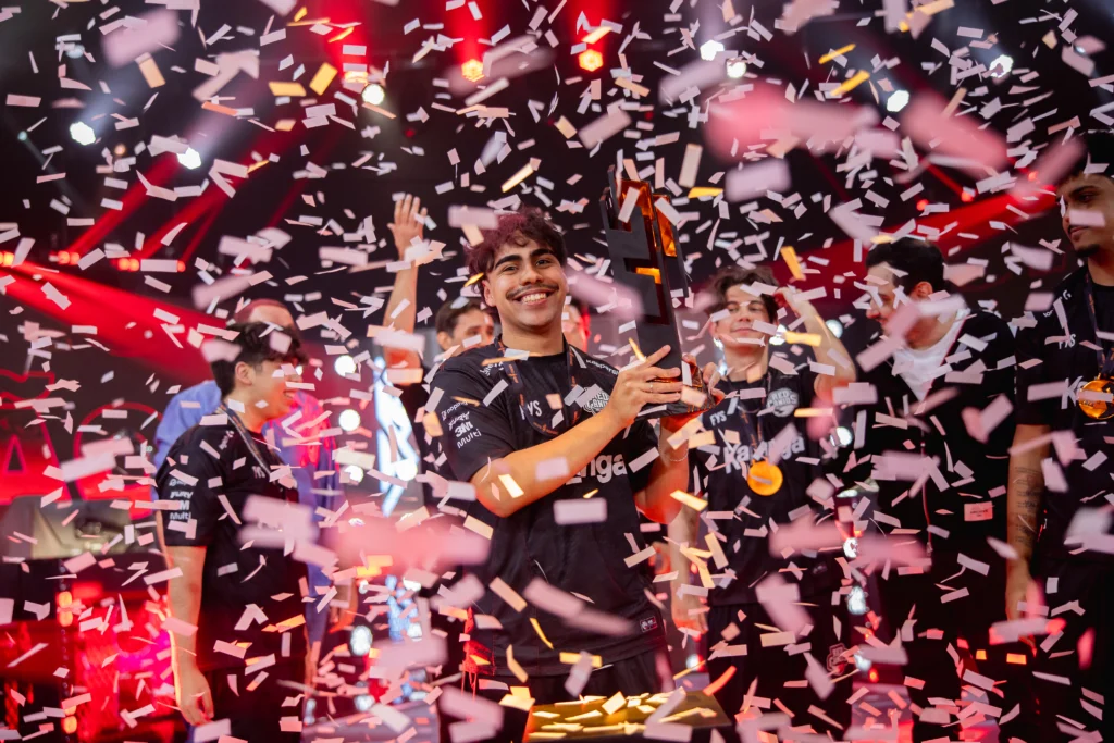 Matheus "zynts" Emanuel, jogador profissional de League of Legends (LoL) da RED Academy.