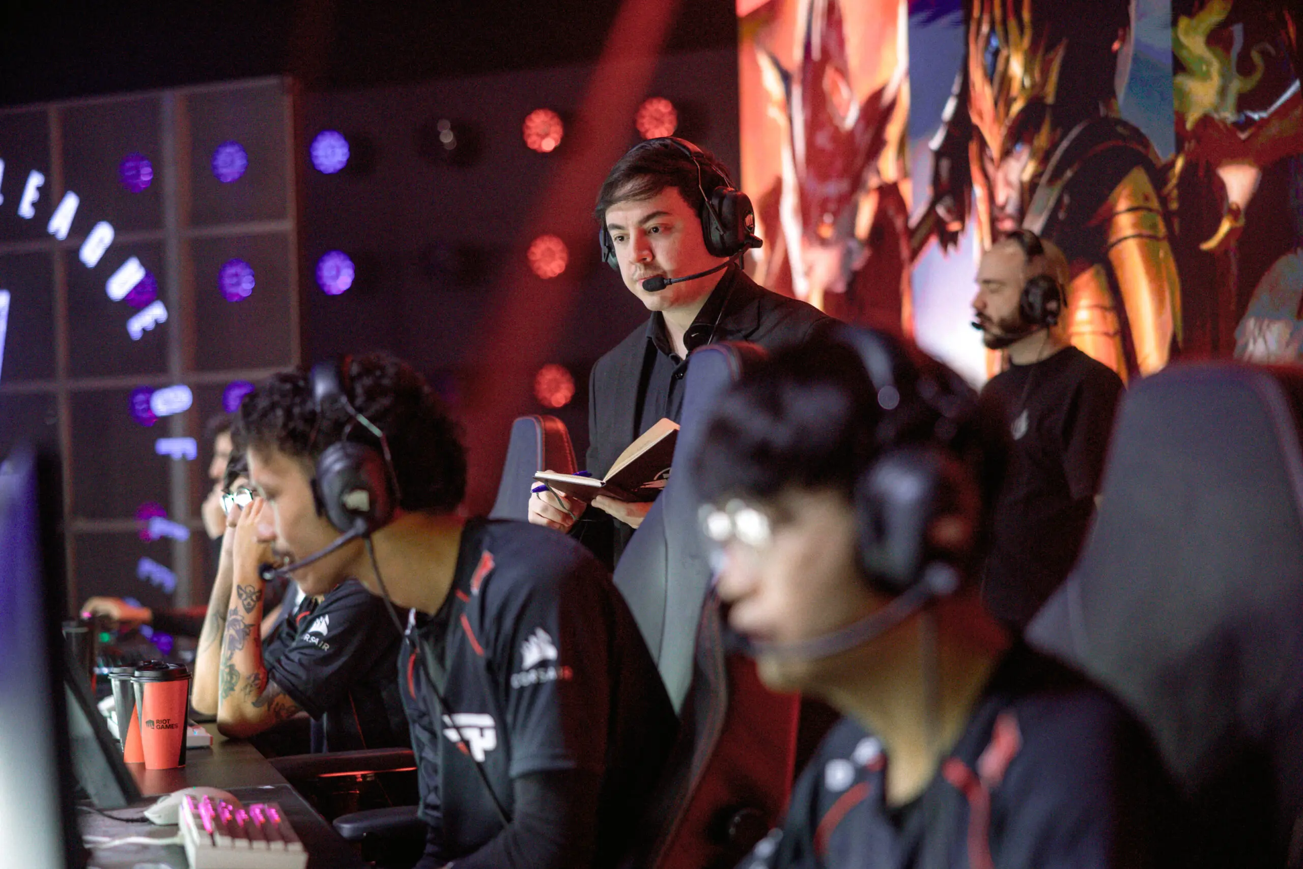 Por dentro do cérebro: existe diferença de habilidades entre jogadores de CS e LoL? Especialistas explicam 4 Matheus "Sarkis" Sarquis, coach do time de League of Legends (LoL) da paiN Gaming.