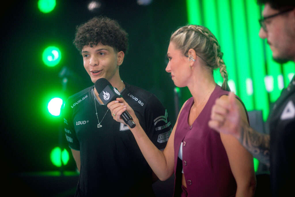 LoL: "O nível do Brasil não está tão alto", diz Xyno sobre o cenário 2 Carlos "Xyno" Ferreira, jogador profissional de League of Legends (LoL) da LOUD.