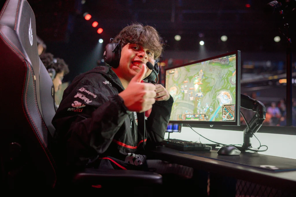 LoL: Seleção Argentina para a ENC tem nomes do CBLOL; Veja 2 Lucas "Kaze" Fe, jogador profissional de League of Legends (LoL) da RED Canids Kalunga.