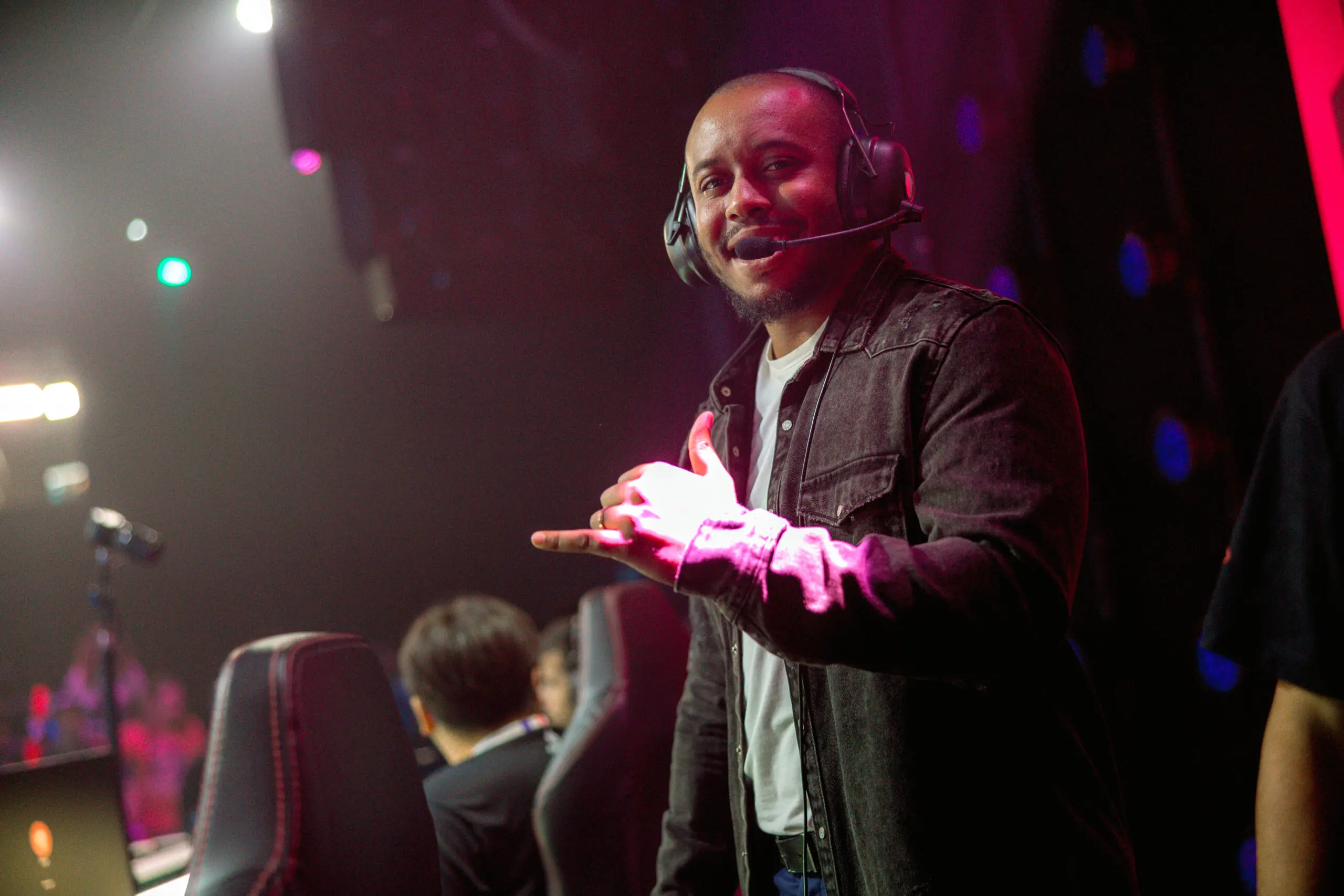 Como é ser uma pessoa preta no cenário de eSports? Coach Samyy responde 55075451148 ae88b195b6 o scaled.jpg