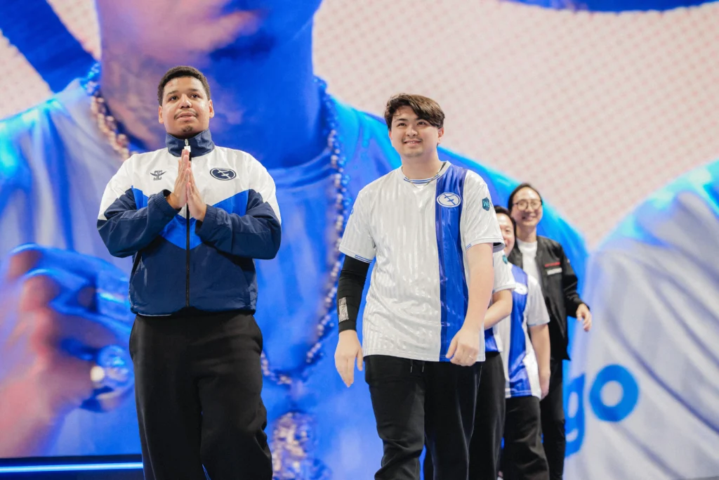VALORANT: Time do VCT Americas terá mudanças no elenco; Veja 2 Douglas "dgzin" De Santana Da Silva e Corbin "C0M" Lee, jogadores profissionais de VALORANT vestindo a camisa da Evil Geniuses (EG) NO VCT 2026: Americas Stage 1.