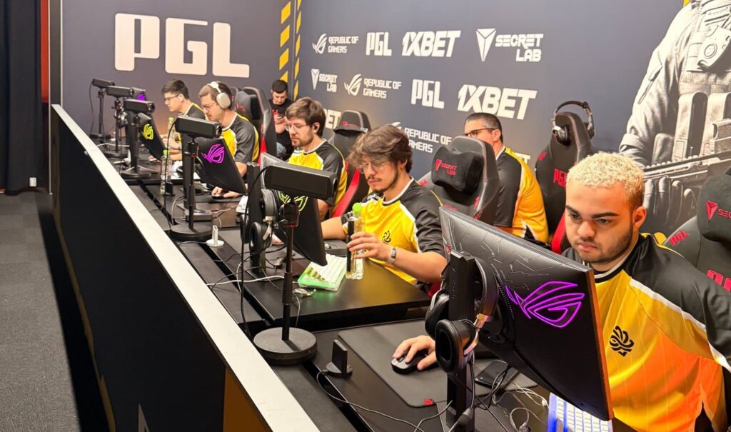 Elenco de Counter-Strike 2 (CS2) da Legacy.