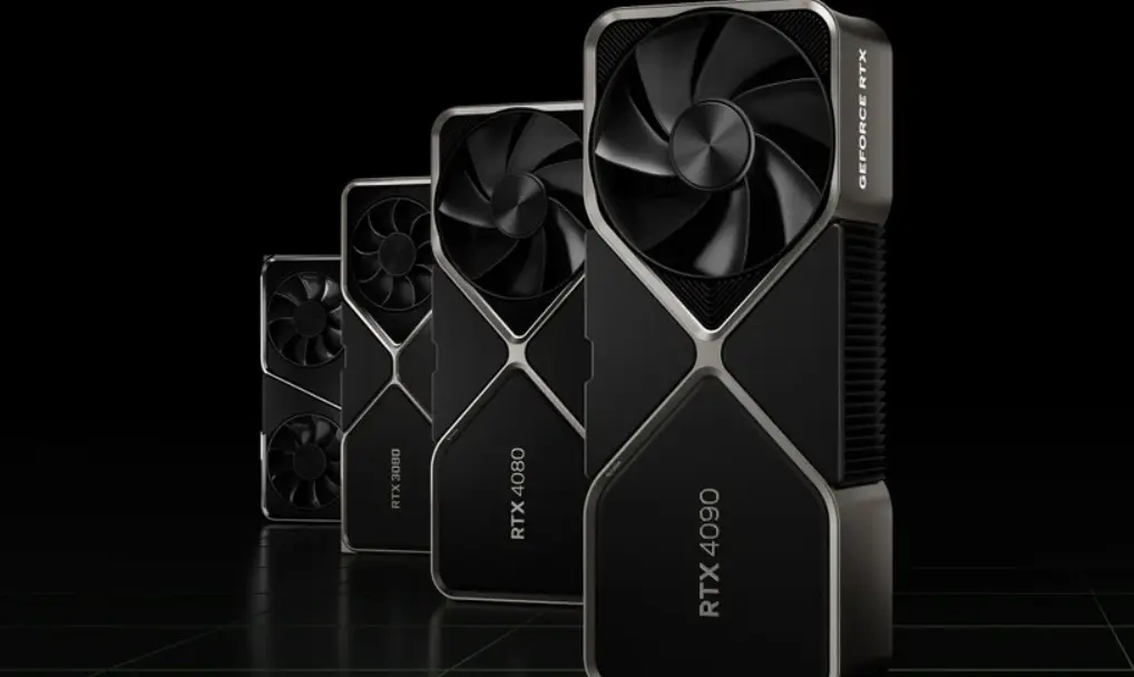 GPU GEFORCE RTX 4090 preta com detalhes prateados em fundo escuro.