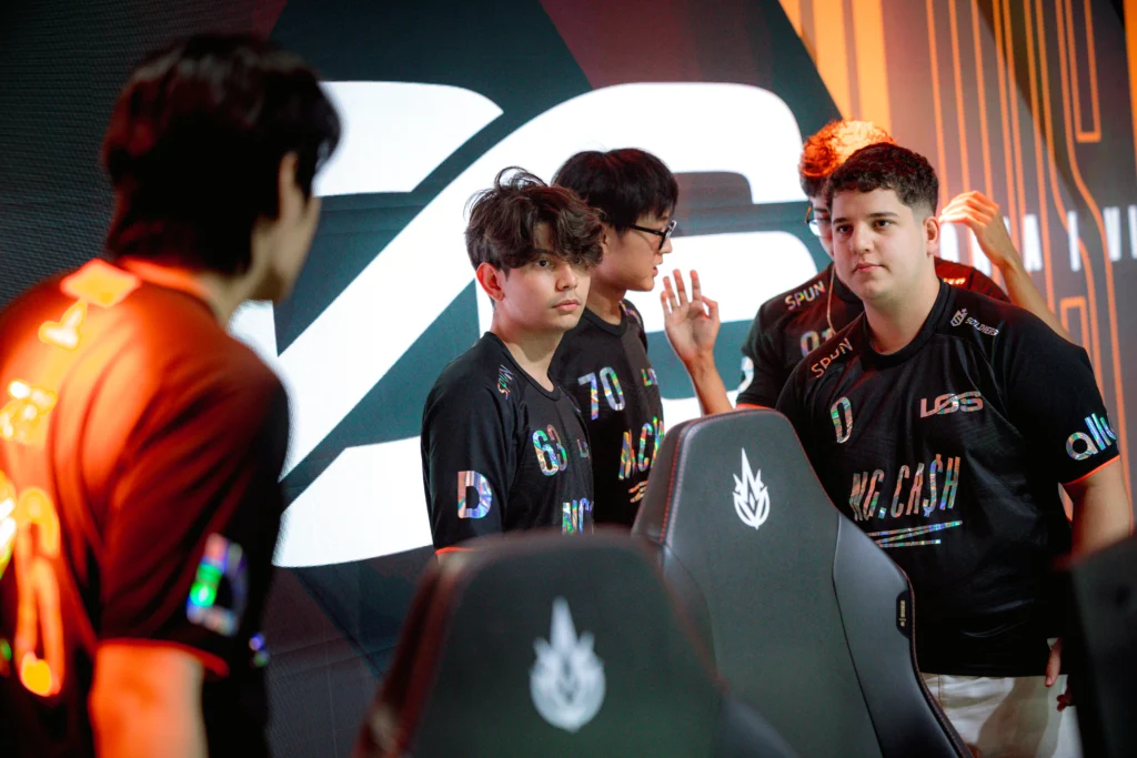 LoL: Domingo de CBLOL marca encerramento da fase regular 2 Elenco de League of Legends (LoL) da LOS no CBLOL 2026 Split 1.