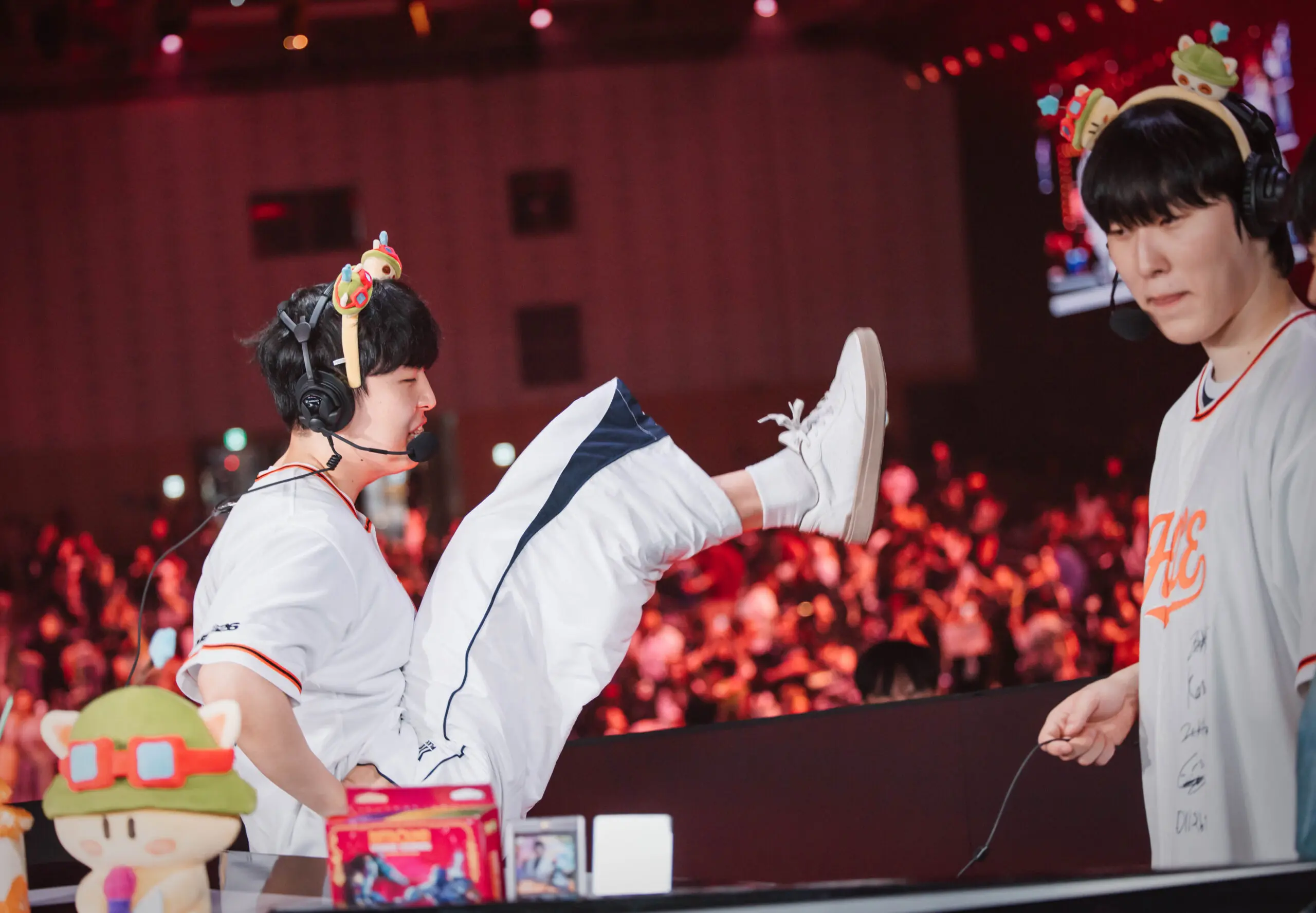 LoL: Guia completo da Esports World Cup (EWC) de LoL 55392418359 72506047ed o scaled.jpg